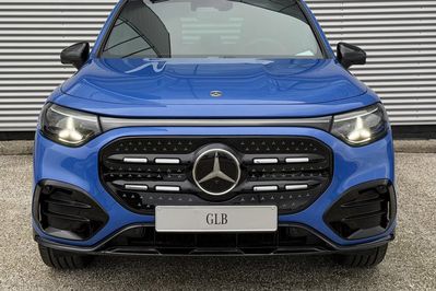 Mercedes GLB 250+ AMG Line