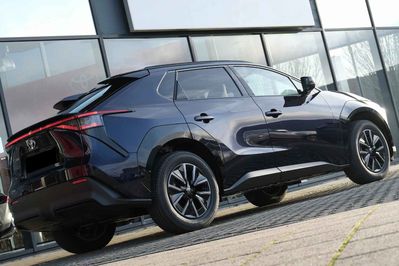 Toyota bZ4X Style EV