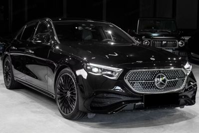 Mercedes Klasa E 200 4-Matic AMG