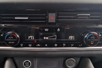 Nissan Qashqai 1.3 DIG-T N-Connecta Xtronic