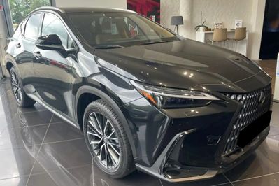 Lexus NX 350h Omotenashi 2.5 Hybrid AWD