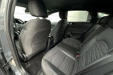 Kia ProCeed 1.5 t-Gdi Gt Line Dct