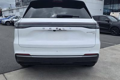 Geely Starray EM-i 1.5 PHEV Max