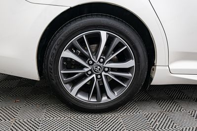 Toyota Avensis 2.0 D-4D Premium