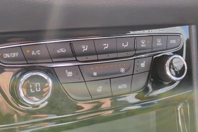 Opel Astra V 1.2 T Edition S&S