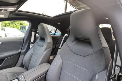 Mercedes CLA 200 AMG Line