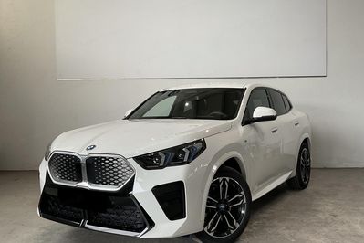 BMW iX2 eDrive20 M Sport