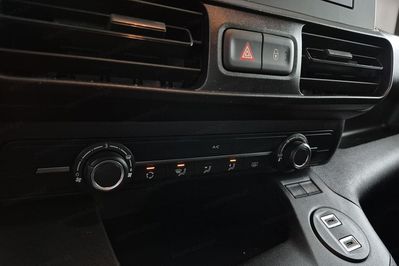 Toyota Proace City Long Active Zabudowa Brygadowa