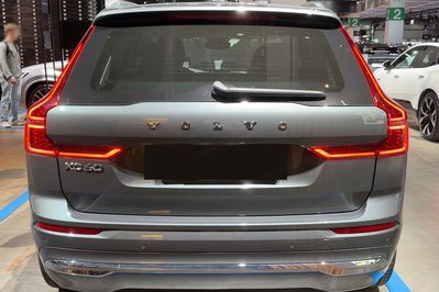 Volvo XC60 T6 Plug-In Hybrid AWD Ultra Bright