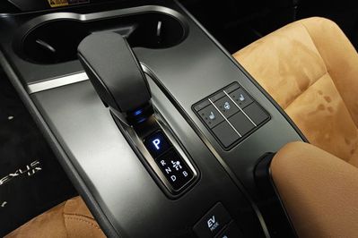 Lexus UX 300h Business 2.0 Hybrid Dynamic Force