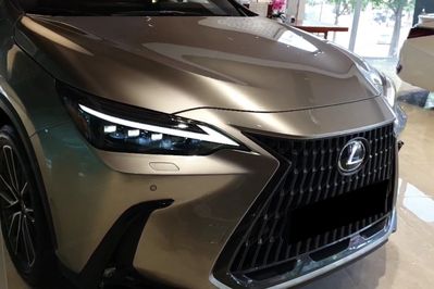Lexus NX 350h Omotenashi 2.5 Hybrid AWD