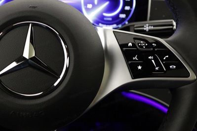 Mercedes EQE 350 4-Matic Electric Art