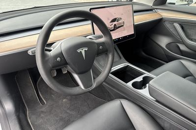 Tesla Model 3 Standard Plus