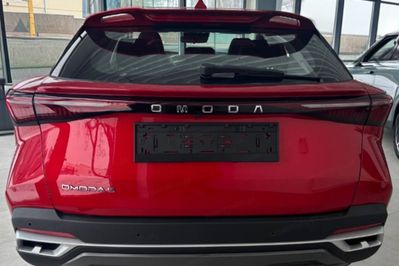 Omoda 5 1.5 T-GDI Hybrid Premium DHT