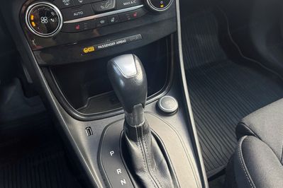 Ford Puma EcoBoost mHEV Titanium DCT