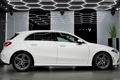 Mercedes Klasa A 180 AMG Line 7G-DCT