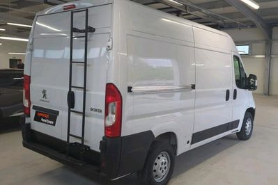 Peugeot Boxer 333 BlueHDi L2H2 Pro