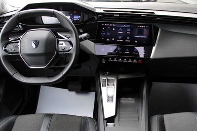 Peugeot 308 1.2 PureTech Allure Pack S&S EAT8