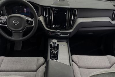 Volvo XC60 T8 Plug-In Hybrid AWD Ultra Dark aut