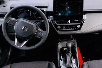 Suzuki Swace 1.8 Hybrid Elegance CVT