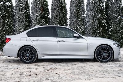 BMW Seria 3 320d xDrive M Sport Shadow