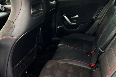 Mercedes CLA Shooting Brake 220 d AMG Line
