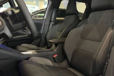 Nissan Micra Evolve 52kWh