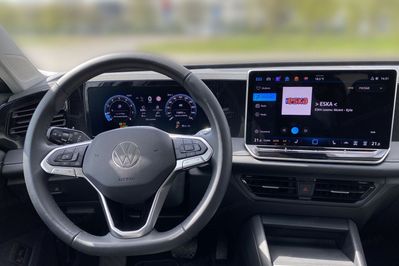 Volkswagen Tiguan eTSI Elegance DSG