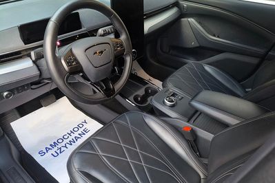 Ford Mustang Mach-E 75KWH Rwd