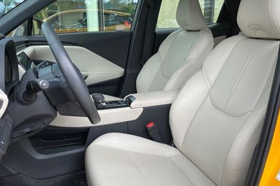 Lexus LBX Hybrid Elegant