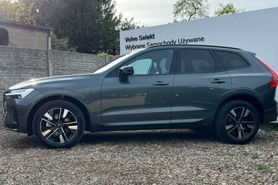Volvo XC60 B5 B AWD Plus Dark