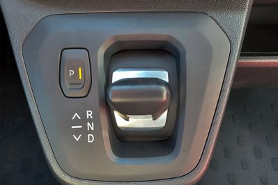 Renault Trafic L2H1 Extra AT9