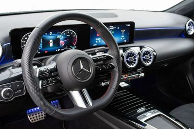 Mercedes Klasa A 200 AMG Line 7G-DCT