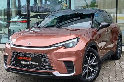 Lexus LBX Hybrid Cool