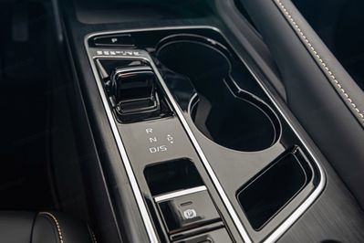 Bestune B70 2.0T Elegance aut