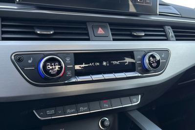Audi A4 40 TFSI mHEV quattro S Line S tronic