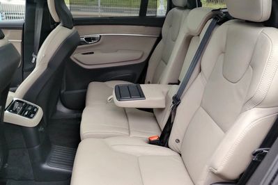 Volvo XC90 T8 AWD Plug-In Hybrid Ultra Bright 7os aut