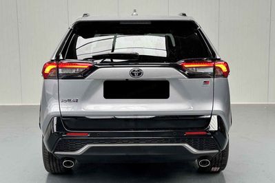 Toyota RAV4 GR Sport 2.5 Hybrid Dynamic Force