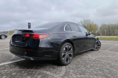 Mercedes E Klasa 200 4-Matic Avantgarde