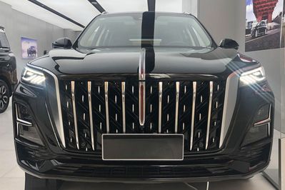 Hongqi HS5 Executive AWD 2.0T
