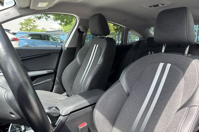 BMW Seria 2 218i Sport Line