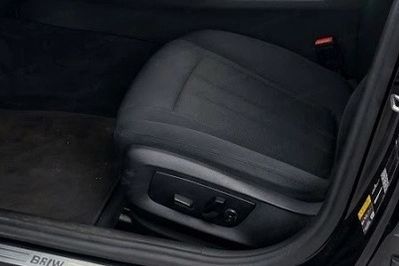 BMW Seria 5 520e sport-aut