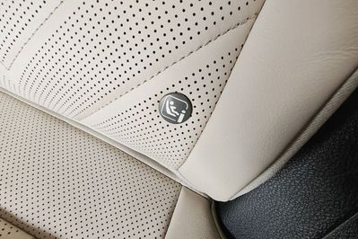 Lexus NX 350h Omotenashi 2.5 Hybrid AWD