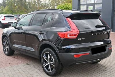 Volvo XC40 B3 Plus Dark