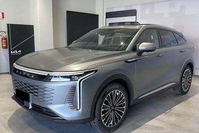 Omoda 9 1.5 Super Hybrid Exclusive AWD