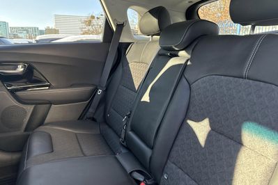 Kia Niro 1.6 GDI Plug-in Hybrid L Business Line