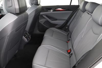 Volkswagen Passat 2.0 TDI 4Mot. DSG