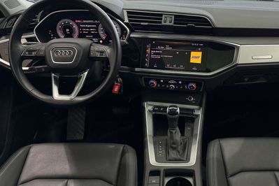 Audi Q3 35 TFSI mHEV S-Line S tronic