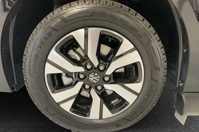 Volkswagen Caravelle Life L2H1 DSG
