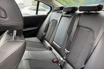 BMW Seria 3 320e PHEV